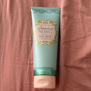Bath and Body Works Sweetest Song Body Cream